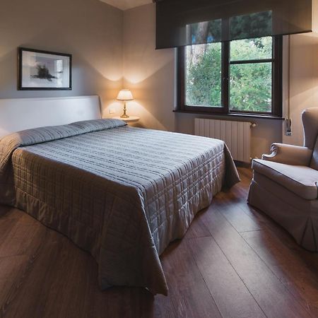Roccamare Resort - Ville E Appartamenti Кастильоне-делла-Пеская Экстерьер фото