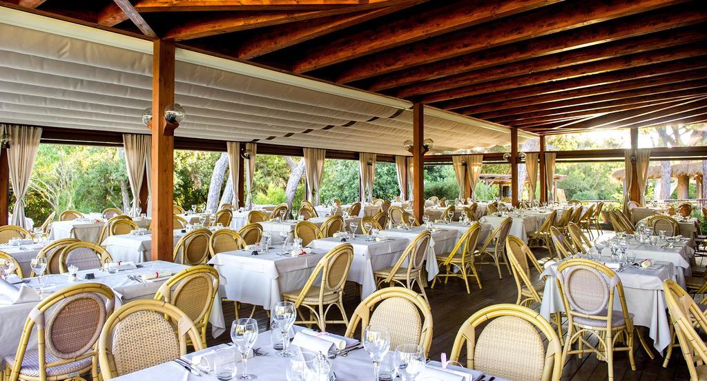 Roccamare Resort - Ville E Appartamenti Кастильоне-делла-Пеская Экстерьер фото